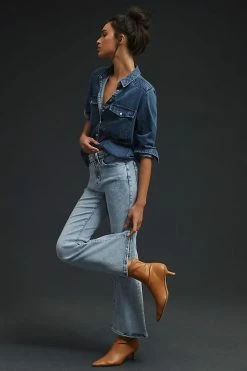 New ❤️ Good American Petite Flare ???? Jeans DENIM LIGHT ???? 5 New ❤️ Good American Petite Flare ???? Jeans DENIM LIGHT ???? -Beach Riot Shop unnamed file 2042