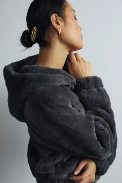 New ???? Avec Les Filles Faux Fur Zip-Up Jacket CARBON ✔️ 4 New ???? Avec Les Filles Faux Fur Zip-Up Jacket CARBON ✔️ -Beach Riot Shop unnamed file 43