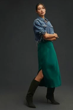 Top 10 ???? Pilcro Cropped Frayed Trucker Jacket DENIM MEDIUM BLUE ???? 5 Top 10 ???? Pilcro Cropped Frayed Trucker Jacket DENIM MEDIUM BLUE ???? -Beach Riot Shop unnamed file 671