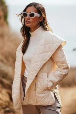 Beach Riot Shop 39 Cheapest 😀 Varley Foster Quilt Jacket IVORY 👏