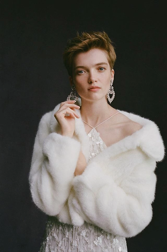 Outlet ✔️ Unreal Fur Faux Fur Tirage Cropped Jacket IVORY ???? 3 Outlet ✔️ Unreal Fur Faux Fur Tirage Cropped Jacket IVORY ????