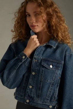 New ???? AGOLDE Shrunken Charli Jacket DENIM MEDIUM BLUE ???? 5 New ???? AGOLDE Shrunken Charli Jacket DENIM MEDIUM BLUE ???? -Beach Riot Shop unnamed file 949