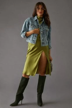 Cheap ???? Avec Les Filles Cropped Denim Trucker Jacket DENIM MEDIUM BLUE ❤️ 3 Cheap ???? Avec Les Filles Cropped Denim Trucker Jacket DENIM MEDIUM BLUE ❤️ -Beach Riot Shop unnamed file 966