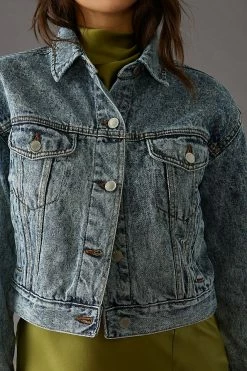 Cheap ???? Avec Les Filles Cropped Denim Trucker Jacket DENIM MEDIUM BLUE ❤️ 5 Cheap ???? Avec Les Filles Cropped Denim Trucker Jacket DENIM MEDIUM BLUE ❤️ -Beach Riot Shop unnamed file 968